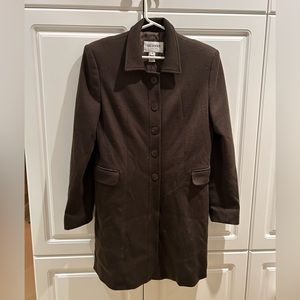 Holt Renfrew Collection Olive Green Coat Size 4US In Good Condition